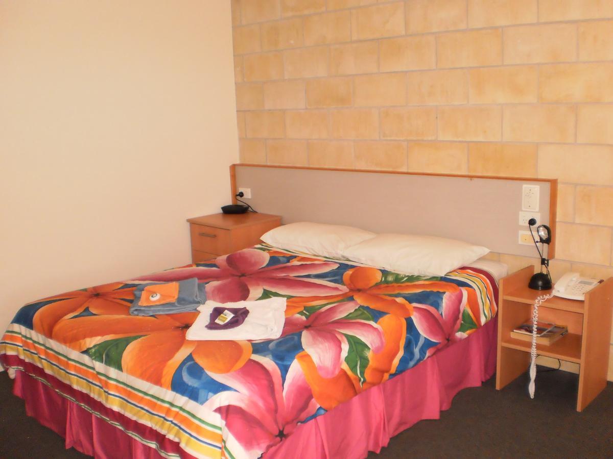 Country View Motel Ilbilbie Екстериор снимка
