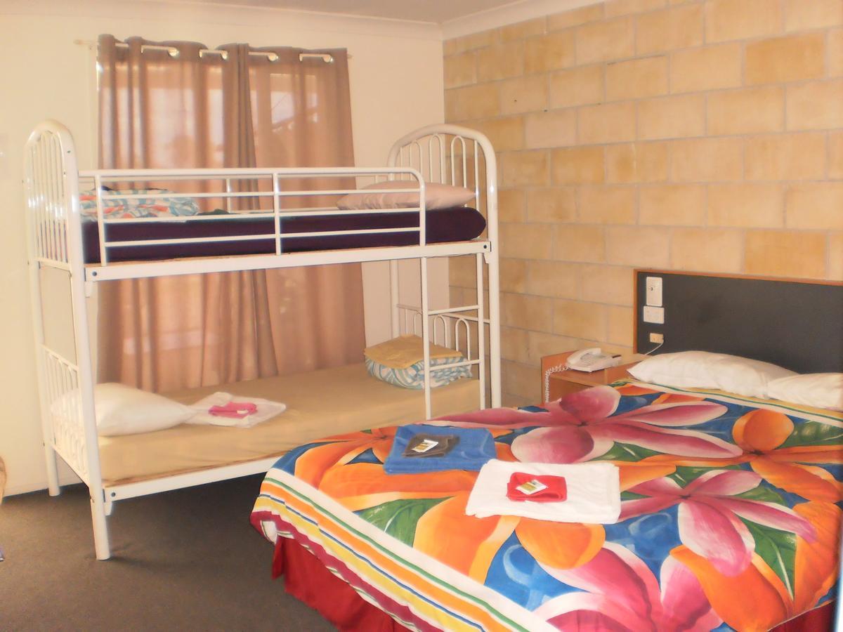 Country View Motel Ilbilbie Екстериор снимка